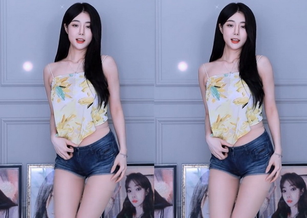 草莓香蕉啃瓜网小黄鸭免费