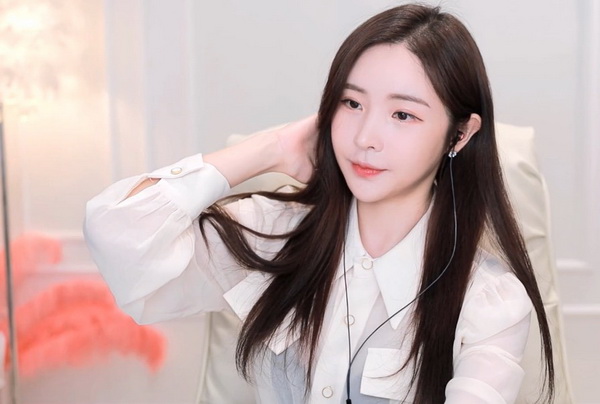 草莓香蕉樱桃黄瓜丝瓜榴莲绿巨人ios